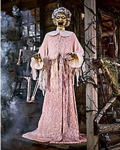 Track Stock of 5 Ft 8 In Twisted Grandma Animatronic