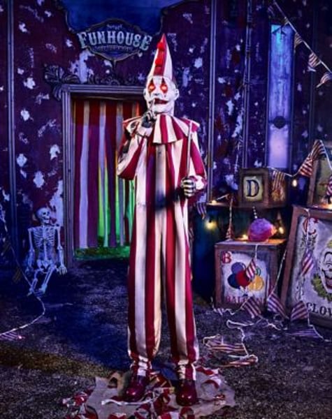 6 Ft 9 In Silent and Deadly Clown Animatronic Restock Notifications