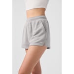 Track Stock of Alo Low Key Sweat Short - Athletic Heather Grey - Xxs