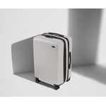 Track Stock of Away The Bigger Carry On Flex - Cloud Gray
