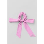 Track Stock of Alo Love Knots Tie Scrunchie - Candy Heart Pink