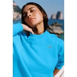 Track Stock of Alo Accolade Crew Neck Pullover - Azure Blue