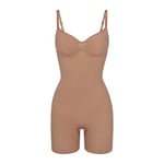 Track Stock of Skims Seamless Sculpt Mid Thigh Bodysuit 