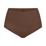 Track Stock of Skims Smoothing Intimates High Waisted Brief Track Stock of Skims Smoothing Intimates High Waisted Brief