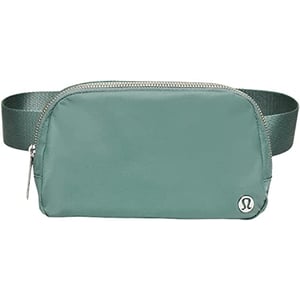 Track Lululemon Athletica Everywhere Belt Bag 1L (Tidewater Teal) at Amazon Track Lululemon Athletica Everywhere Belt Bag 1L (Tidewater Teal) at Amazon
