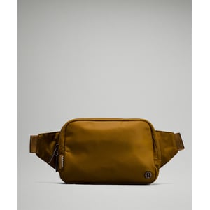 Track Everywhere Belt Bag Large 2L - Burnt Caramel - ONE SIZE at Lululemon