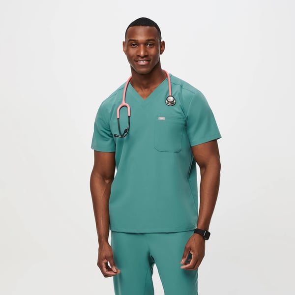 Track Figs Men's Leon Three-Pocket Scrub Top - Cactus - XS - Regular at Figs
